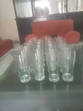 Gelas Juice,Bahan Tebal.No Minus,tidak pernah dipakai hanya  pajangan.