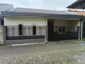 Disewakan rumah murah