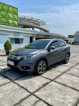 Honda HR-V E AT 2018 Abu² Km Antik 40Rban Tdp 15Jt Nego