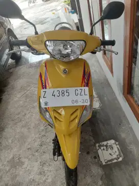 Mio kuning tembus 2004