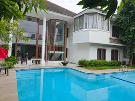 Cipete utara rumah kantor pool bangunan 850m2 strategis sewa 400 juta