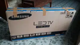 Tukang beli tv LED rusak