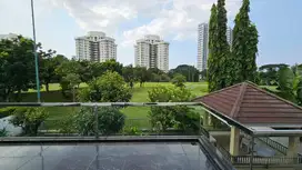 Rumah Mewah Graha Famili Golf View