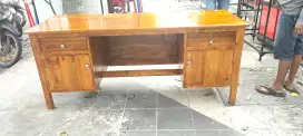 Meja Belajar 180x70x75 (Bisa Custom)