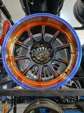 Jual velg racing pajero fortuner ring 18 lebar 95 et 15 merk hsr