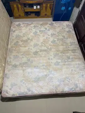 Kasur Bekas Tipis