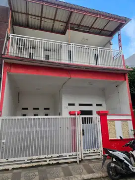 DI JU RUMAH 2 LANTAI KARANG TENGAH CILEDUG
