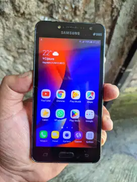 Samsung J2 prime Retak 1 helay