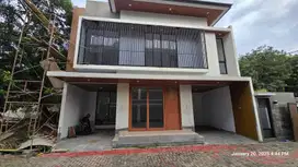 Dijual Cepat! Townhouse Mewah The Game – Lokasi Strategis dan Nyaman