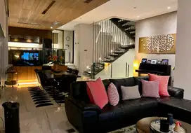 Dijual Rumah Mewah dengan interior Modern di Sektor 9 Bintaro 16136Ad
