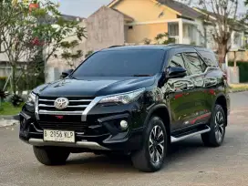 Fortuner Vrz Trd 2019 Hitam  NEGO SAMPE DEAL