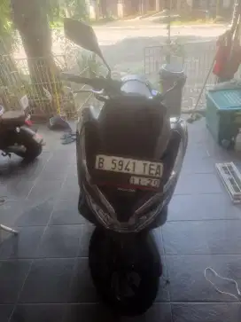 Honda pcx 2019 hitam