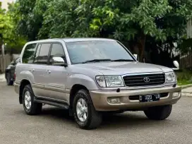 Toyota Land Cruiser Vx100 limited diesel 2000 AT Non airsus Rare