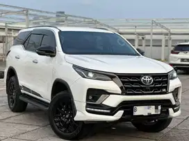 [LOW KM]Toyota Fortuner VRZ GR 2.8 AT Diesel 2022 Istimewa