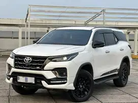 [LOW KM]Toyota Fortuner VRZ GR 2.8 AT Diesel 2022 Istimewa