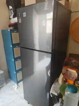 Kulkas Aqua baru dipakai 2 tahun
