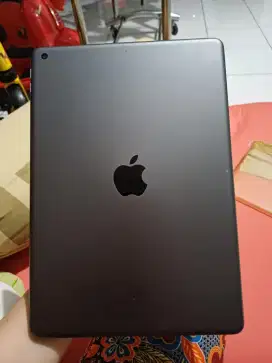 Ipad 8th gen 32gb + Pencil