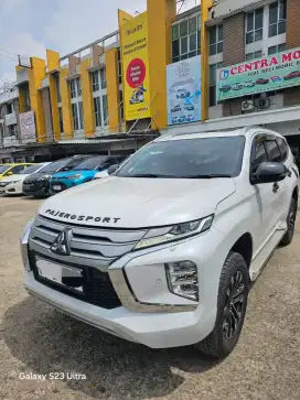 Pajero Dakar Ultimate 4x4 AT 2021 / 2022 istimewa dp 120 jt