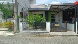 Sewa Rumah Simpang Selayang, Ngumban Surbakti, Semifurnish