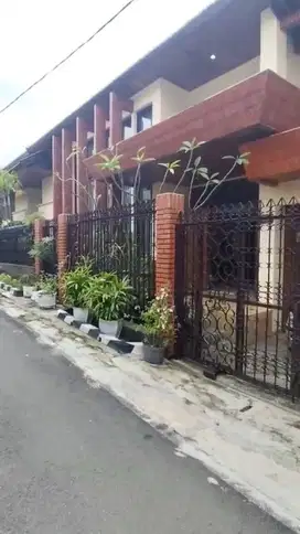 JUAL CEPAT RUMAH MEWAH DIGOMBEL PERMAI