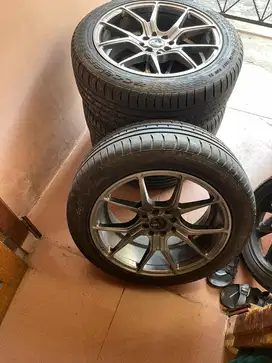 Velg mobil  R17 like new dobel pcd untuk baut 4 toyota,honda, suzuki