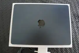 MACBOOCK AIR M2 128GB MIDNIGHT OKE BANGET