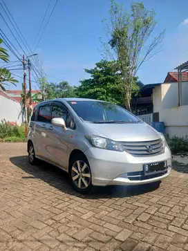 Honda Freed S 1.5 A/T 2010