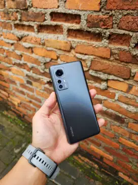 Xiaomi Mi 12 8/256 Garansi Aktif Normal Mulus