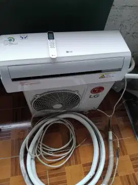 Jual ac 1/2 pk merek LG