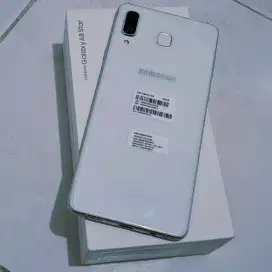 Samsung Galaxy A8 Star (SM-G855F) - 4/64 GB - 4G LTE