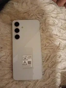 Samsung S24 FE 8/256