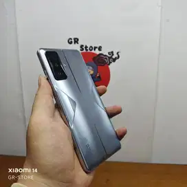 MULUS NO MINUS POCO F4 GT 12/256 SILVER