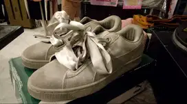 Puma Suede Pebble Women's (size 38) - Preloved