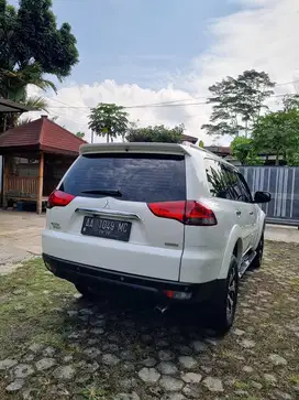 Pajero sport Dakkar 2015 AT Istimewa termuraahhh