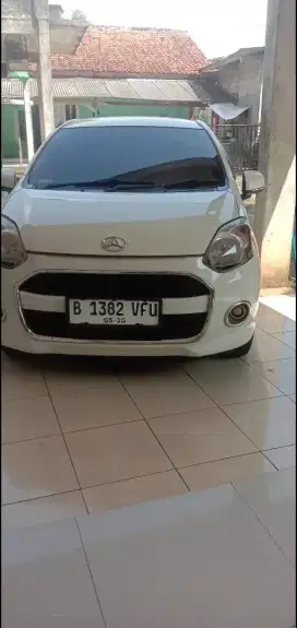 Ayla Putih tipe X