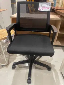 Kursi kantor monza
