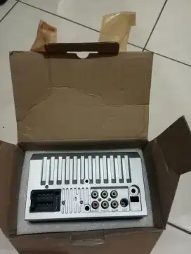 DIJUAL TV BEKAS MOBIL MERK AVI