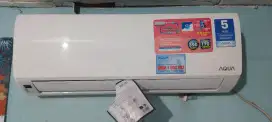 Dijual ac merk AQUA setengah PK harga 1.7 nego