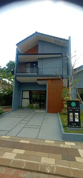 Dijual Rumah 2Lt, Modern Minimalis, fasilitas lengkap di Kemang Bogor
