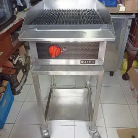 Grill batu lava Anvil