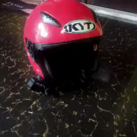 Jual cepat Helm KYT