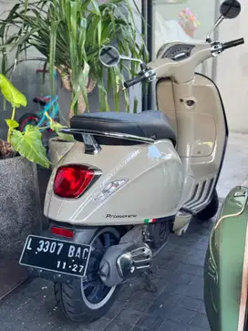 Vespa Primavera S 150 ABS 2022 Beige, 1900 KM ONLY, Mulus!