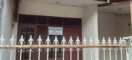 Dikontrakkan/ Disewakan Rumah di Bekasi. Rawa Lumbu