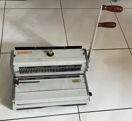 Mesin spiral wire binder 3