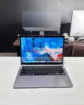 MacBook Air I5 2019 Intel Core i5 Ram 16GB SSD 256GB Siap Pakai