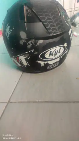 Helm KYT DJ maru