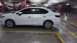 Honda City 2024 Bensin