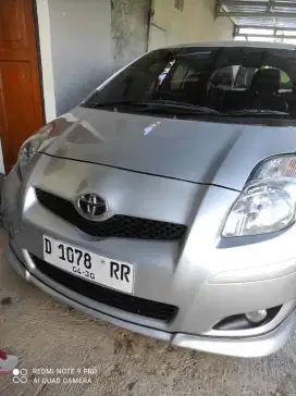 Yaris s limited