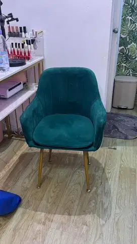 Kursi Kecantikan Aesthetic