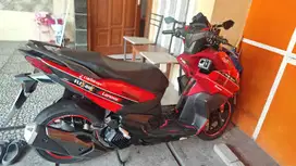 Vario 160 2024 merah